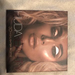 Huda Beauty & Morphe makeup bundle